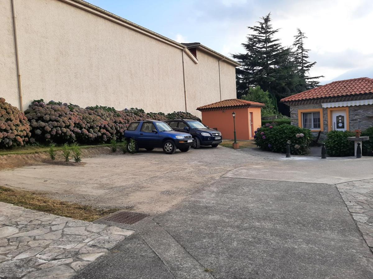 Hotel Alvaro Frente Palacio-Museo Selgas クディレロ エクステリア 写真