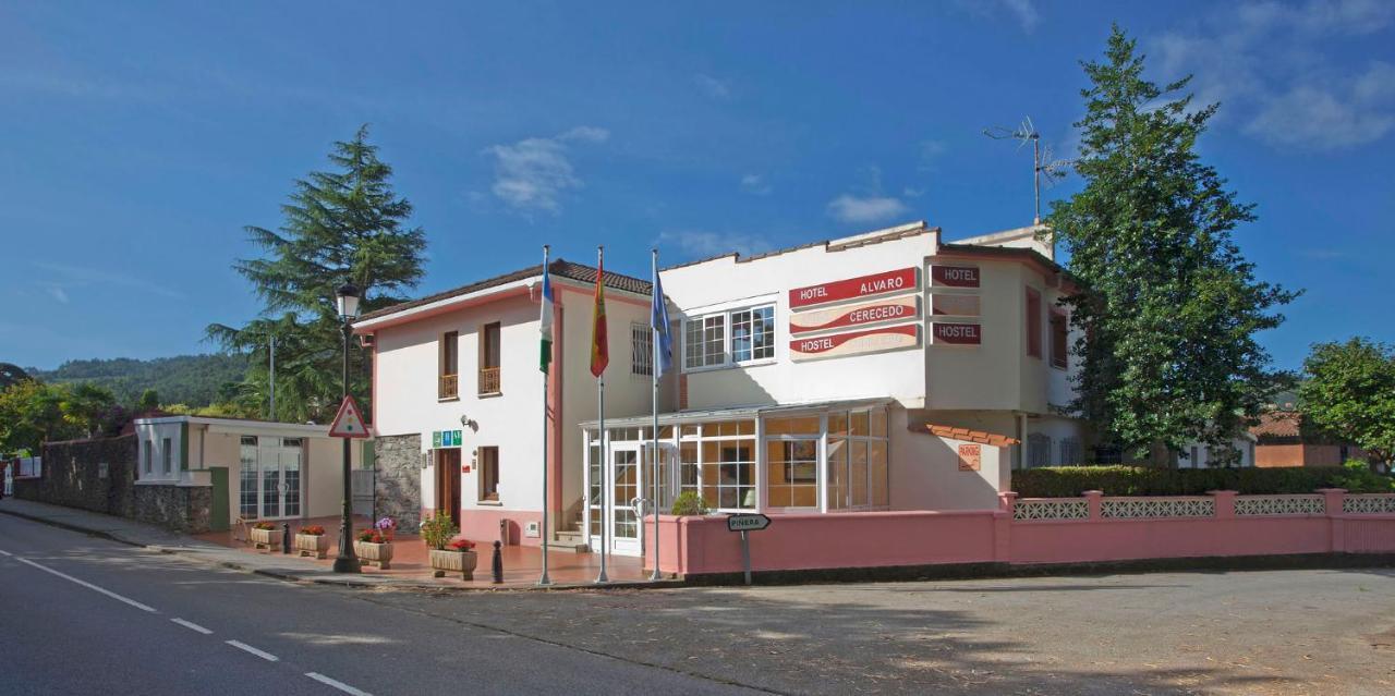 Hotel Alvaro Frente Palacio-Museo Selgas クディレロ エクステリア 写真